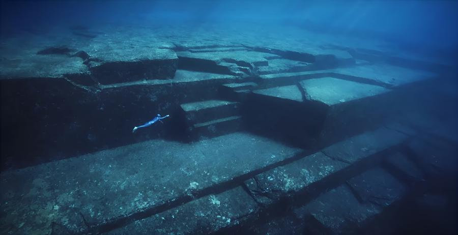Natural geological formations similar to Yonaguni