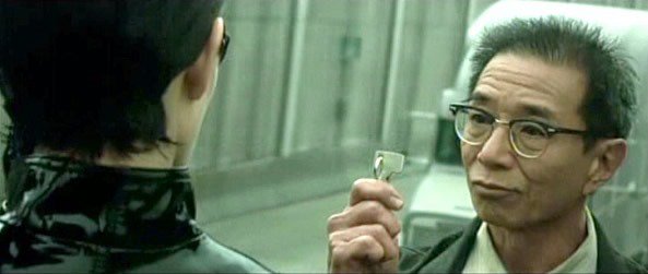 The Keymaker pursued by Agents